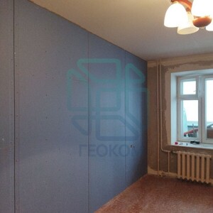Тонкая базовая шумоизоляция стены